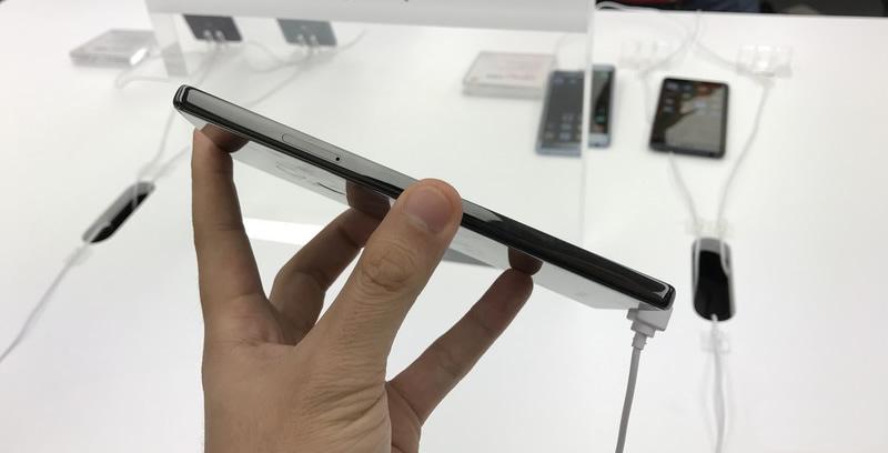 Xiaomi Mi MIX mobile phone